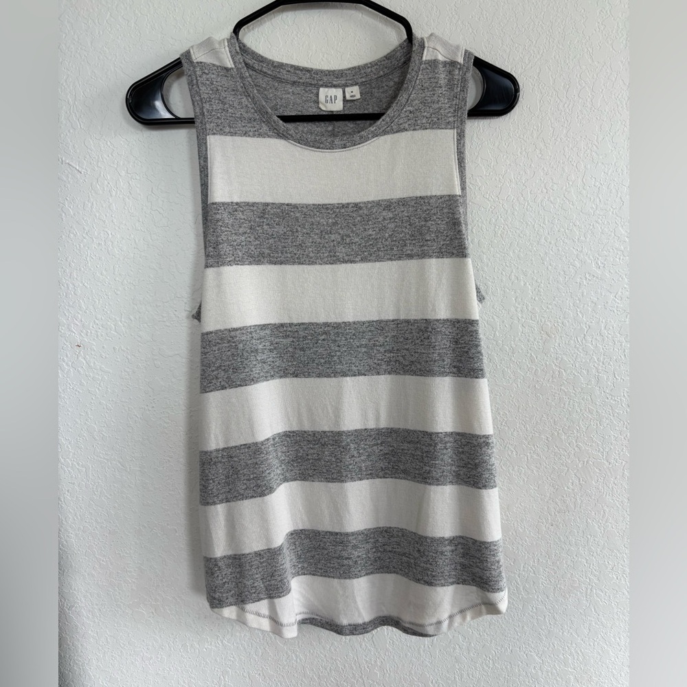 GAP Women's Gray and Cream Striped Knit Tank